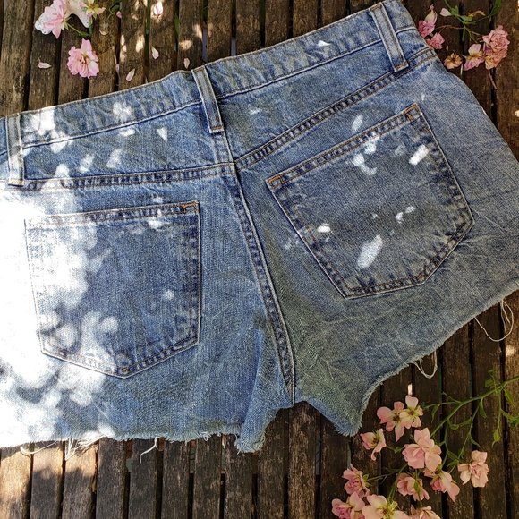 Vintage style jean shorts - Picture 2 of 5